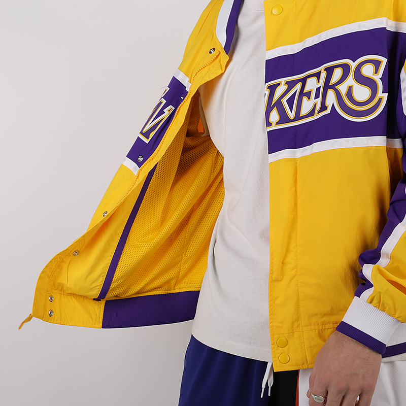 мужская желтая куртка Nike NBA Los Angeles Lakers AJ9153-728 - цена, описание, фото 3